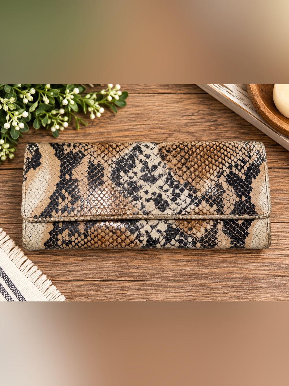 HOBO International Snakeskin Print Continental Wallet Tan Brown Black